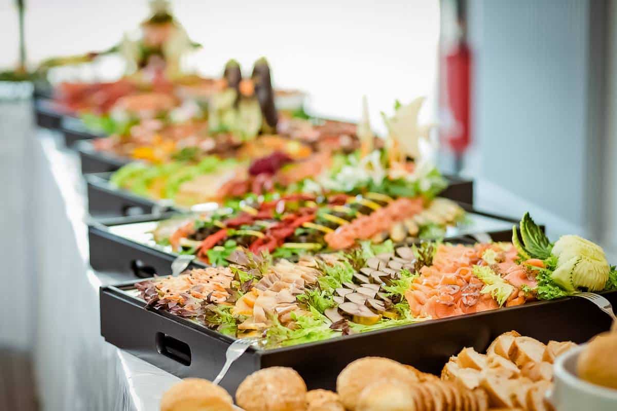 Plats confectionnés par un traiteur