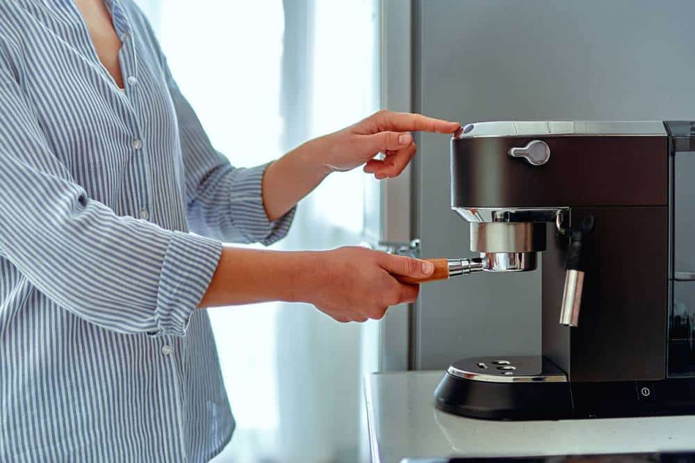 remplacer le filtre de sa cafetière